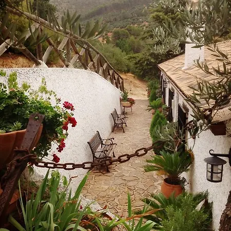 Cortijo La Julia * Orcera